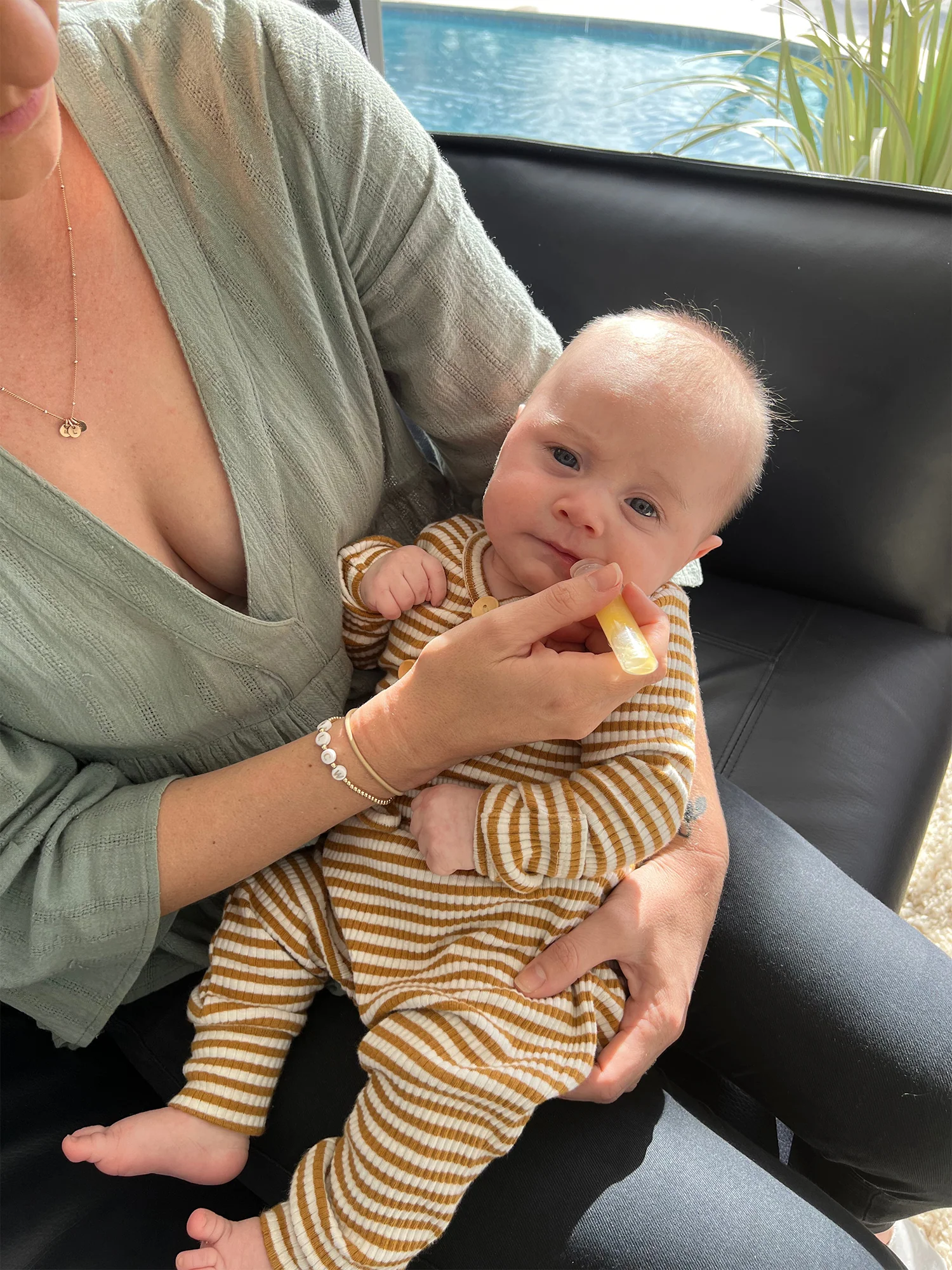 Haakaa - Silicone Colostrum Collectors 4 ml, 2 PK (Pre-Sterilized) - Image 3