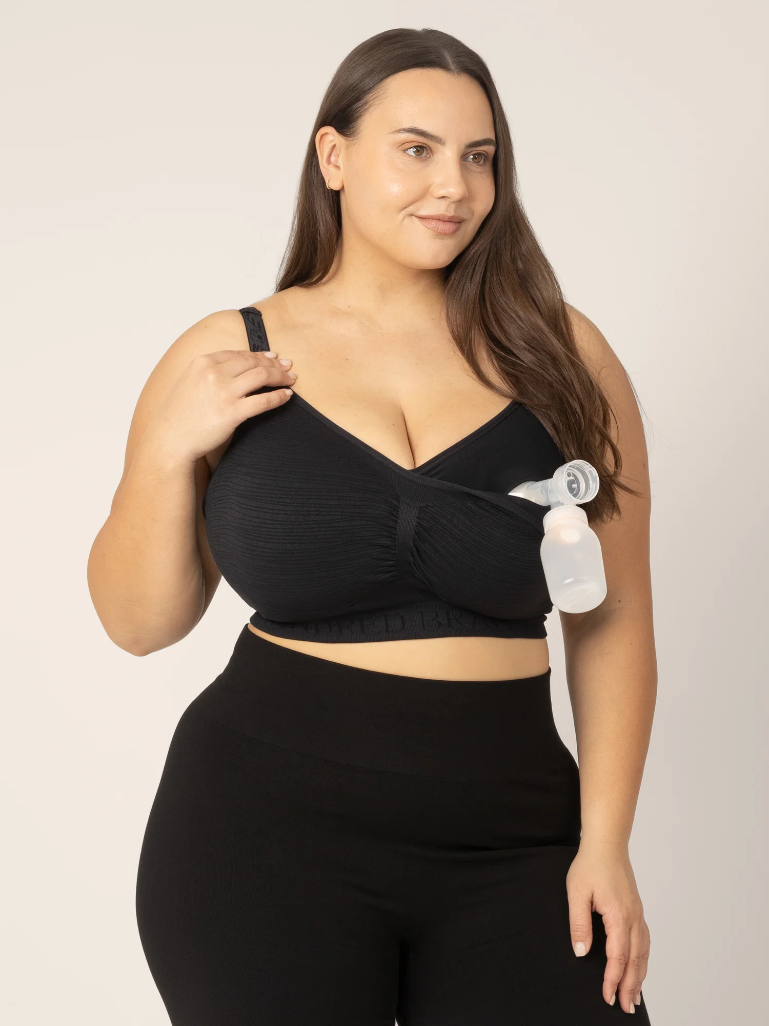 Sublime® Hands-Free Pumping & Nursing Bra | Black - Image 8