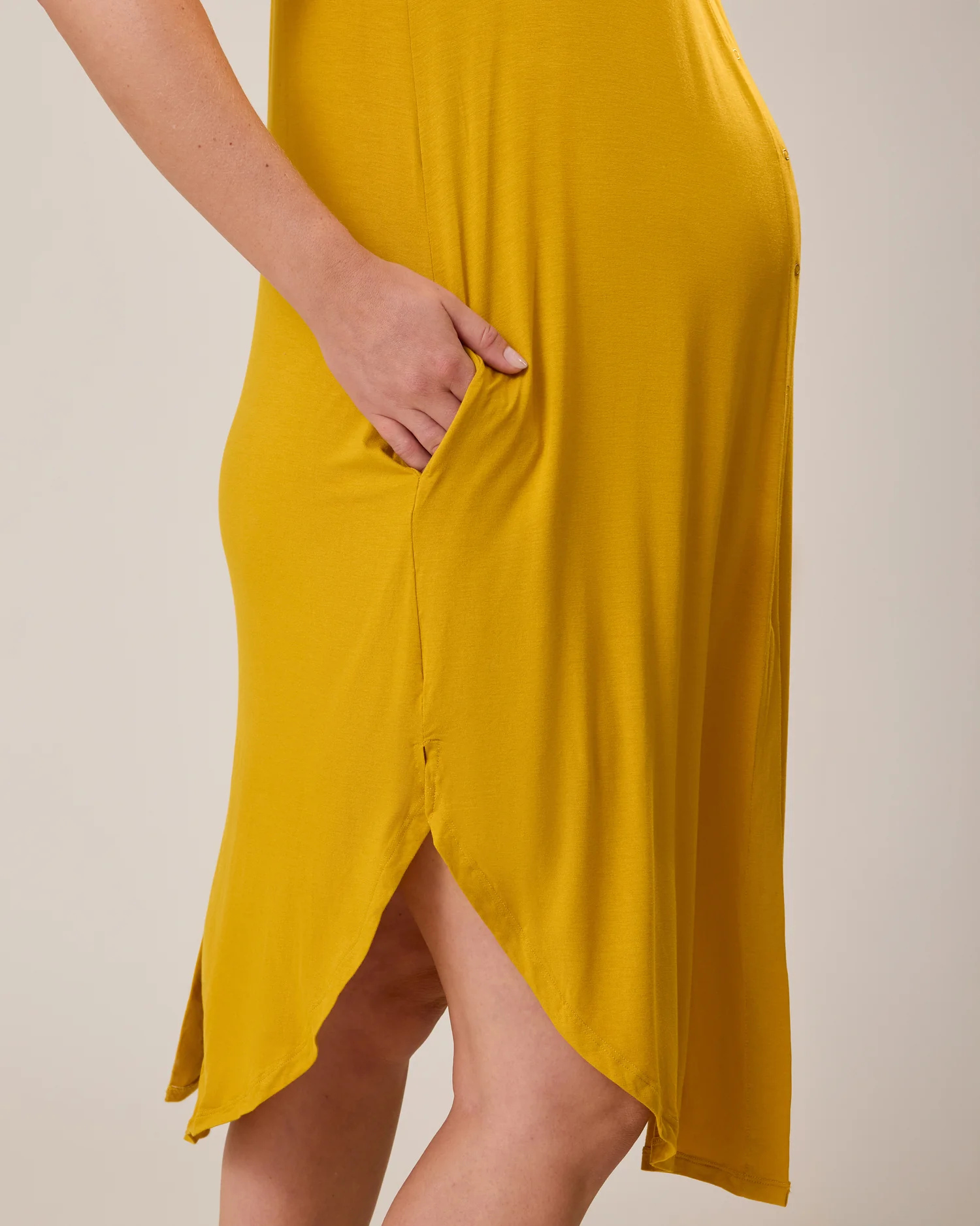 Ruffle Strap Labor & Delivery Gown | Honey - Image 4