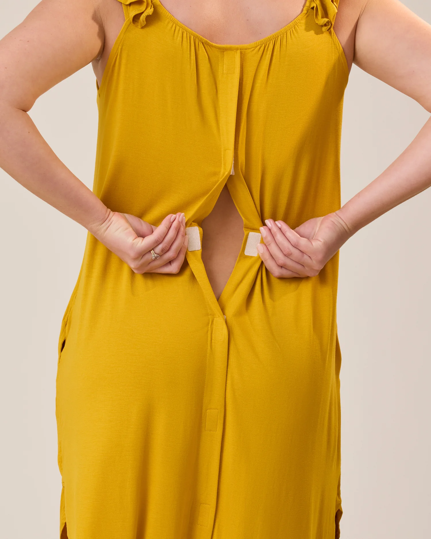 Ruffle Strap Labor & Delivery Gown | Honey - Image 5