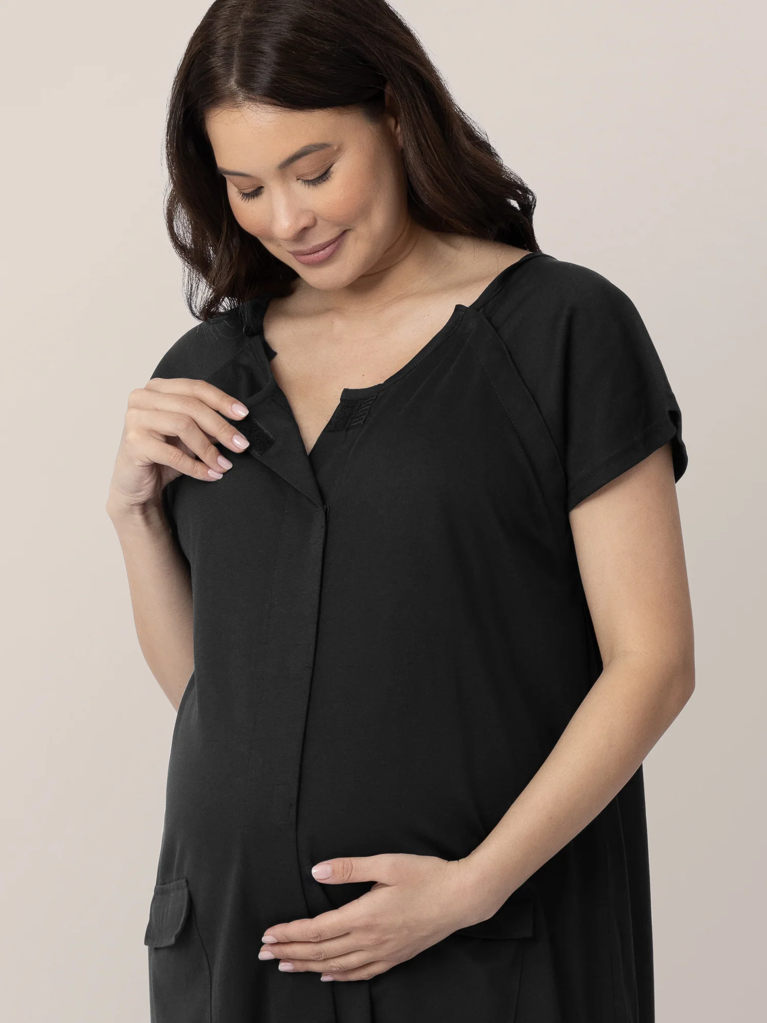 Universal Labor & Delivery Gown | Black - Image 4
